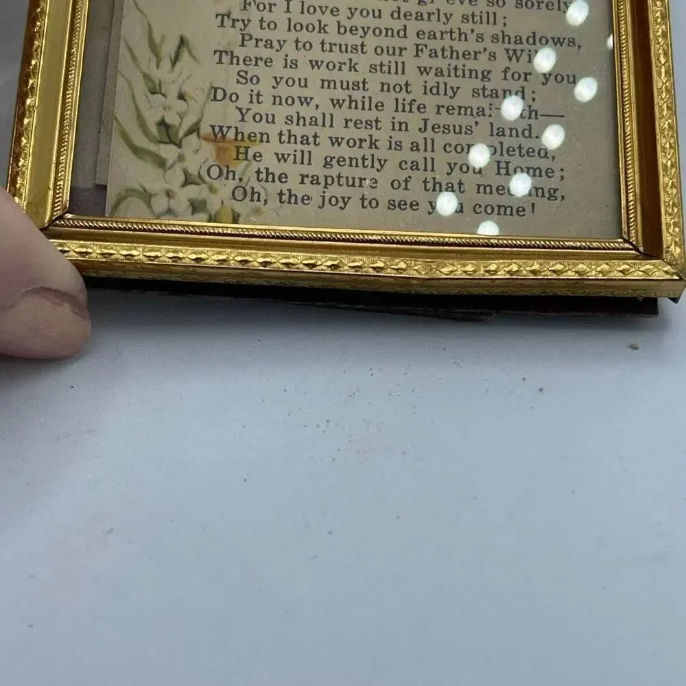 Set of 2 vintage gold colored picture frames 3 X 4”.